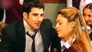 Hayat Bilgisi’nin Ortega’sı Paşhan Yılmazel'e yorum yağdı! Hiç yaşlanmıyorsun