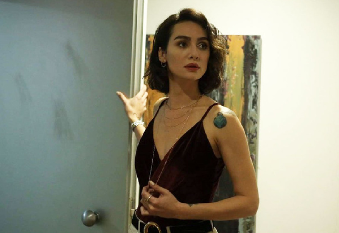 Birce Akalay annesiyle sarmaş dolaş alışveriş yaptı