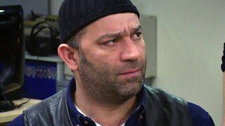 Arka Sokaklar'ın yıldızı Şevket Çoruh'un kızı görenleri şoke etti!