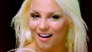 'Yıkılıyo' şarkısıyla ünlenen Ayça'nın son halini görenler gözlerine inanamadı!