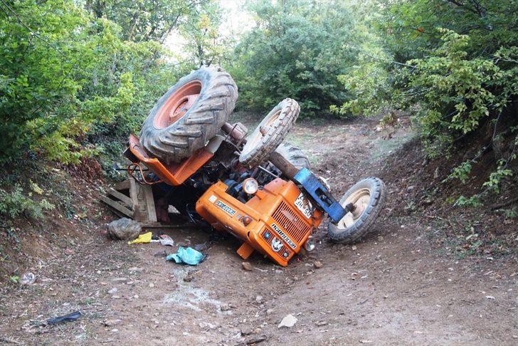 Traktörün devrilmesi sonucu 1 kişi öldü, 1 kişi yaralandı G2