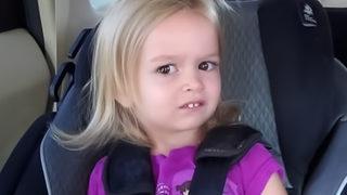 Sosyal medyayı sallamıştı! Fenomen videodaki bakış 74 bin dolara satıldı