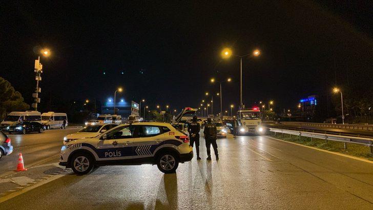 İstanbul’daki zincirleme trafik kazasında iki kişi yaralandı G3