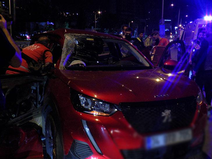İstanbul'da zincirleme trafik kazası! 10 araç birbirine girdi G3