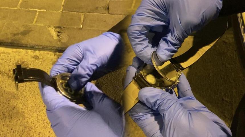 Polis bile şoke oldu! Saatin içinden uyuşturucu çıktı