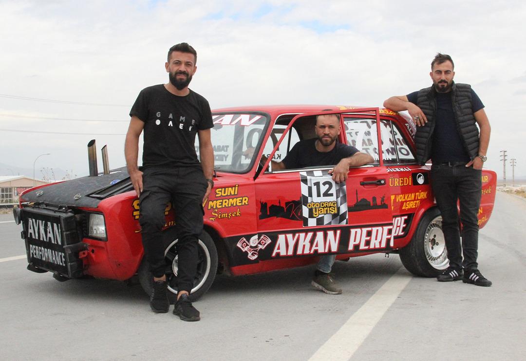 Babasının sattığı 1991 model ser&ccedil;eyi 20 yıl sonra satın aldı! M&uuml;thiş modifiye