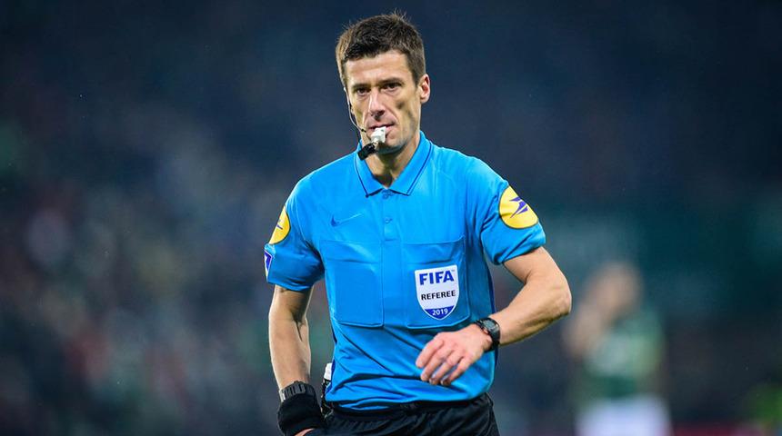 Ajax - Beşiktaş maçının hakemi Benoit Bastien oldu