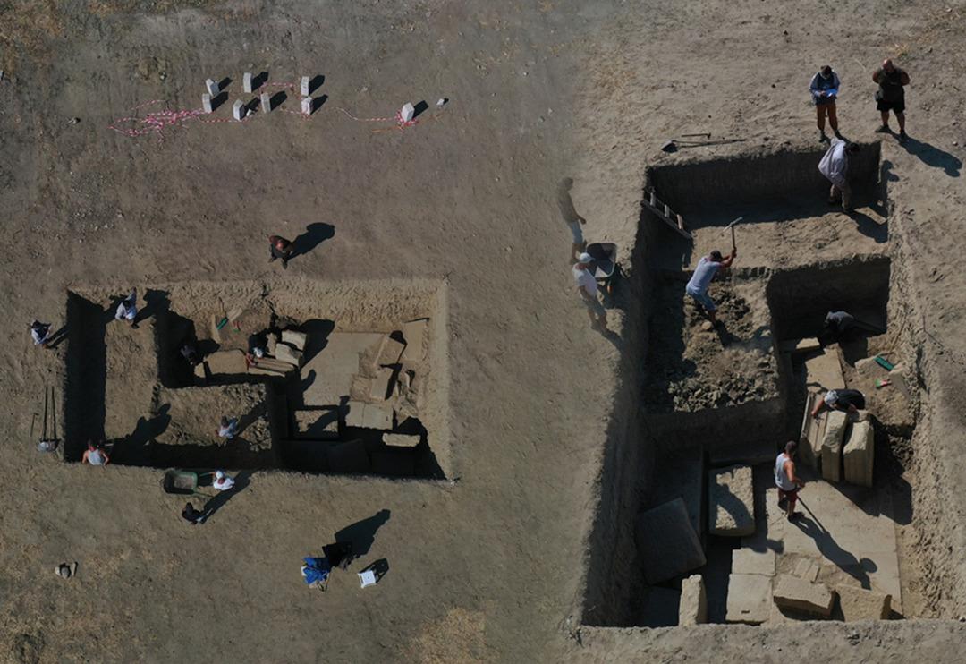 Heyecanlandıran gelişme! Magnesia Zeus Tapınağı'nın giriş kapısına ulaşıldı