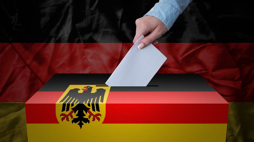 Almanya'da seçim! Sandık çıkış anketinin sonucu açıklandı