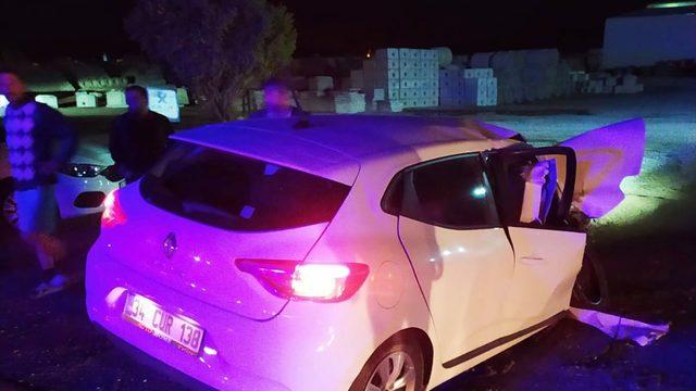 Bitlis'te otomobil ile kamyonetin çarpıştığı kazada 8 kişi yaralandı
