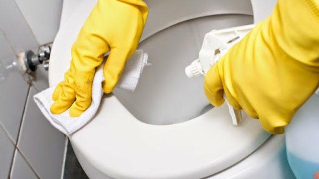 Misafirleriniz banyoyu kullanırken içiniz rahat etsin! Sararan klozet, lavabo ve küvetler için...