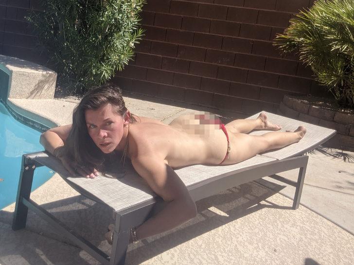 Alicia Arden halka açık alanda üstsüz güneşlenirken yakalandı G2