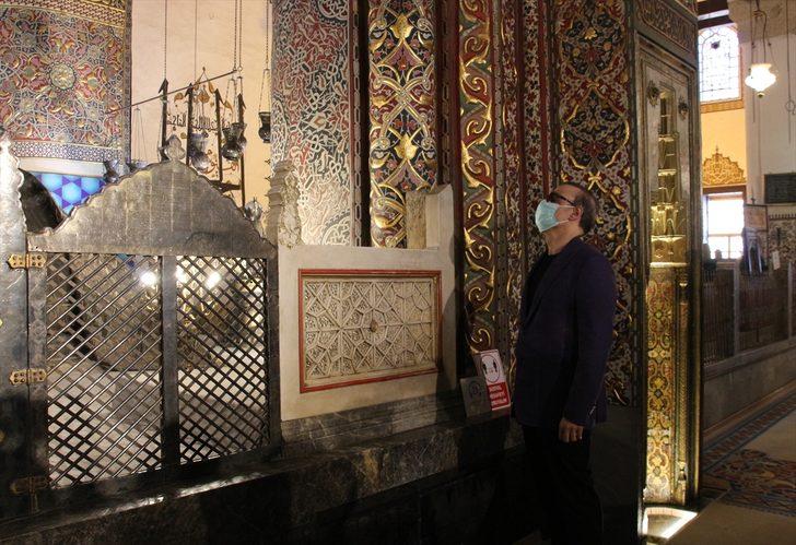 İranlı sanatçı Ali Reza Ghorbani, Mevlana Müzesi'ni ziyaret etti G3