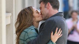 Jennifer Lopez ve Ben Affleck New York sokaklarında aşka geldi