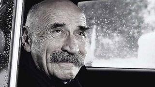 Tuncel Kurtiz Edremit’te mezarı başında anıldı