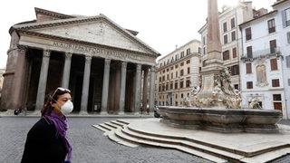 İtalya'da koronavirüs kararı! Tiyatro, sinema ve statlarda seyirci kapasitesi artırılıyor