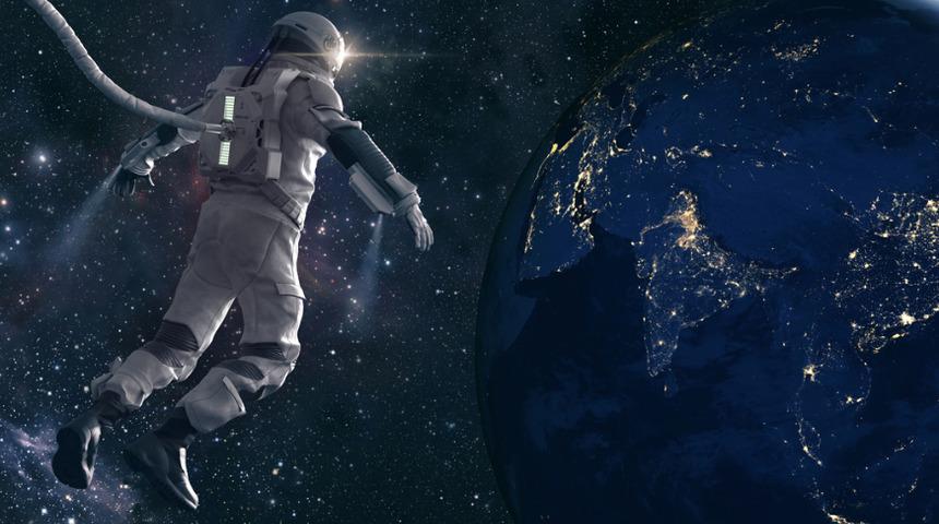 Beş uzmandan dikkat çeken çağrı: Uzayda seks konusu artık ele alınmalı