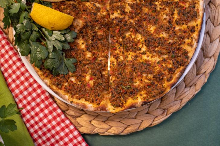 Lahmacun nasıl yapılır? Lahmacun malzemeleri neler? G2