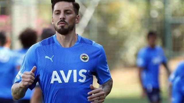 Fenerbahçe'ye 6 isimden müjdeli haber!