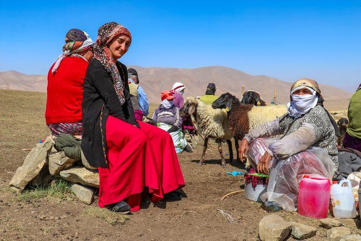 İŞKUR'un desteğiyle hayvancılığa başlayan engellilerden aile bütçesine katkı G2