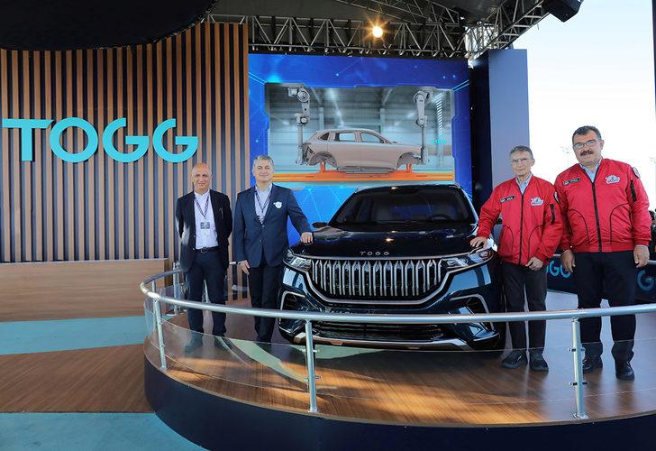 Prof. Dr. Aziz Sancar, TEKNOFEST'te TOGG'un direksiyonuna geçti G2