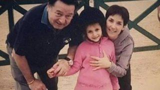 Merhum sanatçı Kayahan’ın kızı Aslı Gönül Açar şimdi çok güzel bir genç kız oldu