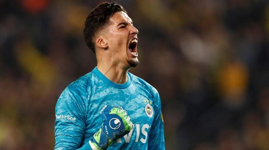 Altay Bayındır: Fenerbah&ccedil;e demek, aile demek