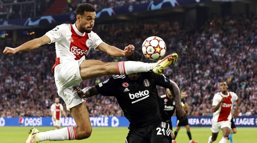 Beşiktaş - Ajax ma&ccedil;ına Hollanda basınının yorumu: G&uuml;&ccedil;l&uuml; Ajax, yıpranmış Beşiktaş'a acıdı