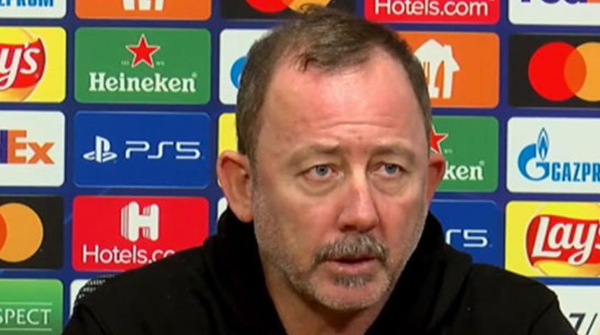 Sergen Yalçın'dan soyunma odasında flaş sözler!