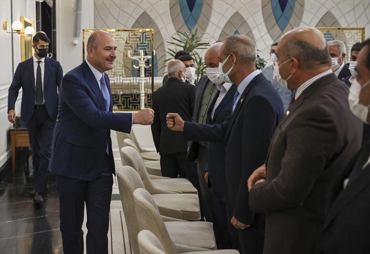 İçişleri Bakanı Soylu, Tüm İtfaiyeciler Birliği Derneği mensuplarını kabul etti: G1
