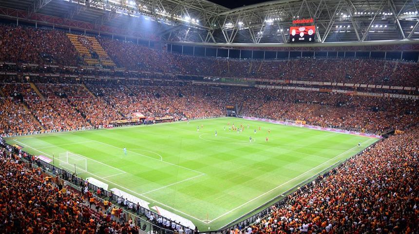 Galatasaray'da stadyumun adı değişiyor!