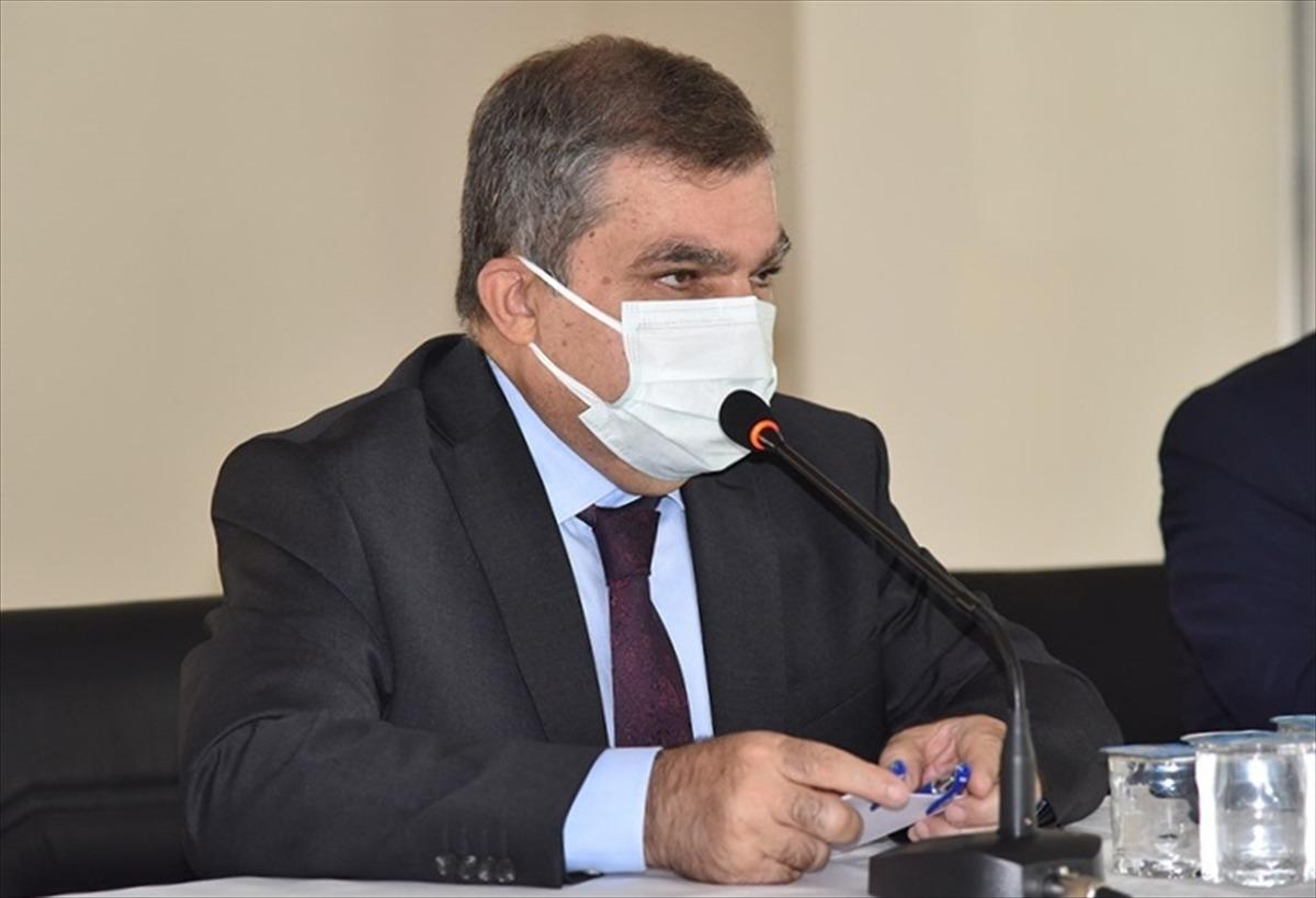 Karaman Valisi Işık: "Ent&uuml;be olan hastalarımızın y&uuml;ze 90'ı aşısız"