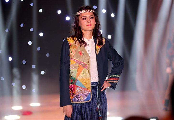 Edirne'de Balkan ve Rumeli kıyafetlerinden oluşan defile ilgi gördü G3