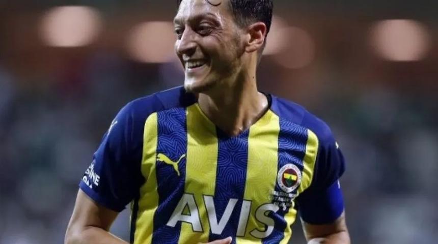Fenerbahçe'de Mesut Özil şoku