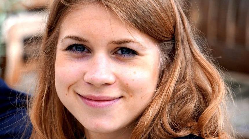 Sarah Everard'i vahşice &ouml;ld&uuml;ren polis memuru 'ruhsatını g&ouml;sterdi, kelep&ccedil;e kullandı'