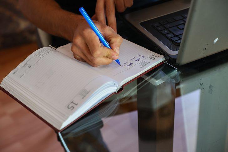 Deniz manzaralı otelini yurt ihtiyacı olan öğrencilere açtı G1