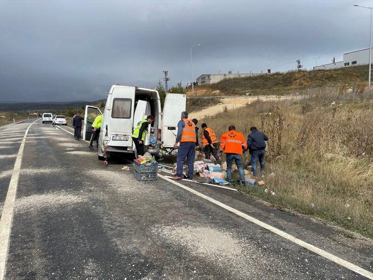 GÜNCELLEME - Kastamonu'da yolcu otobüsü ile minibüs çarpıştı, 10 kişi yaralandı G3