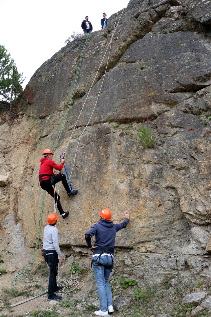 Bolu'da çevik kuvvet ekiplerine arama kurtarma ve dağcılık eğitimi verildi G4