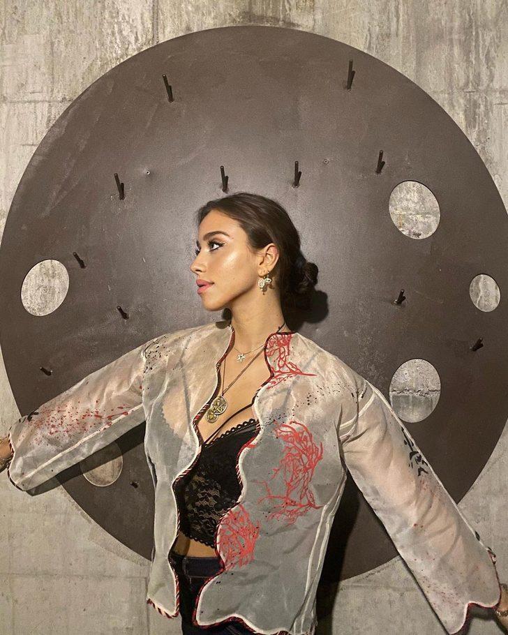 Hamdi Alkan'ın kızı bikinili pozlarıyla Instagram'ı kasıp kavuruyor! G5