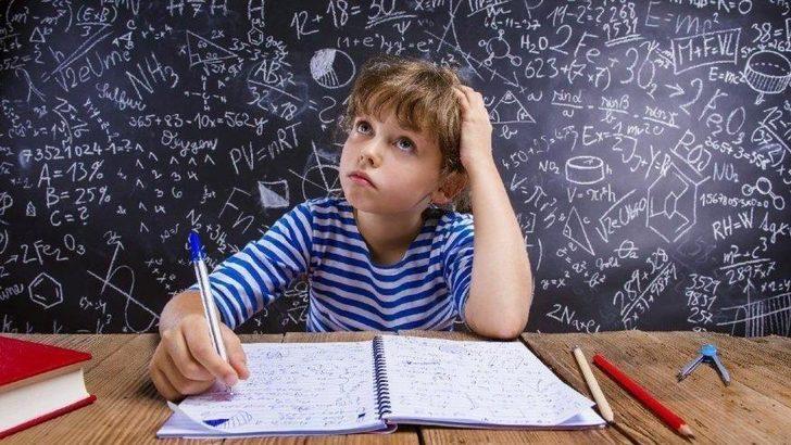 Okula gidilen gün sayısı azalacak mı? Bakan Özer açıkladı! Okullar kapanacak mı?  G2