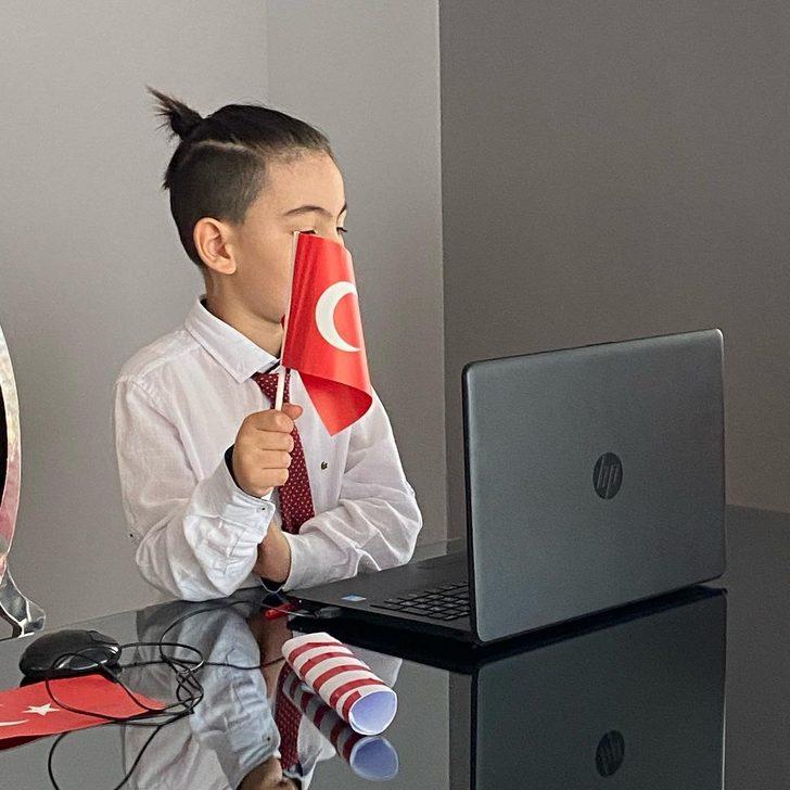 Sır gibi saklıyor! İşte Petek Dinçöz'ün oğlu  G4