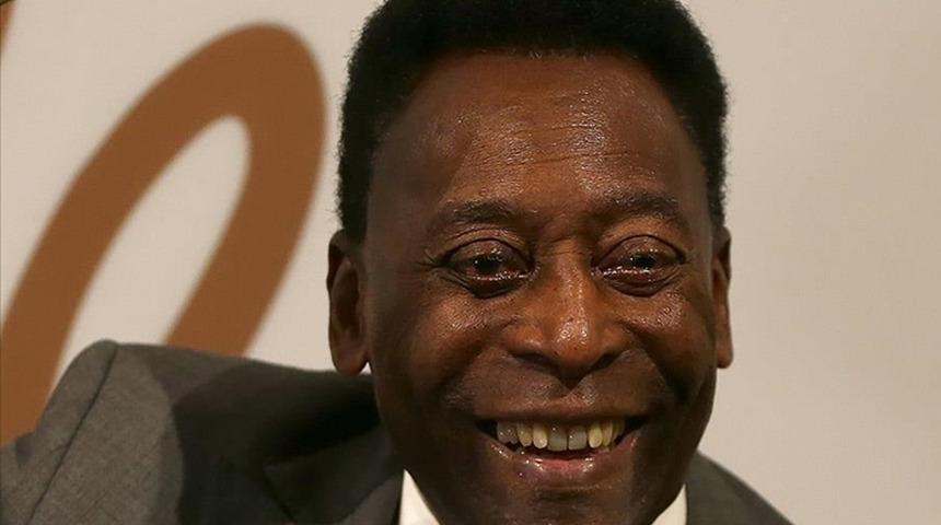 Efsane futbolcu Pele, taburcu edildi