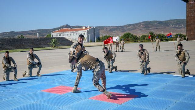 İzmir'de subay adayları ant içti