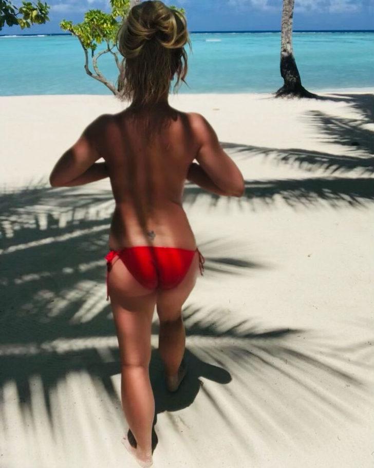 Britney Spears soyundu! Küveti yamulttu G3