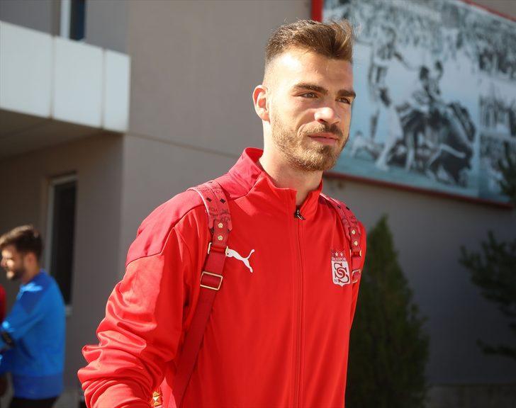 Sivasspor kafilesi, İstanbul'a geldi G2