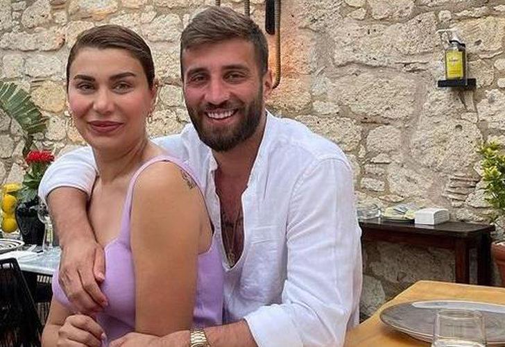 Ebru Şancı eşi Alpaslan Öztürk'ün ev halini ifşa etti! "Galatasaray'da da oynasa..."