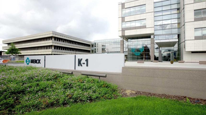 Bir ilk! Koronavirüste ölümleri yarıya düşüren ilaç