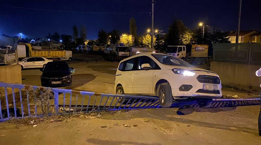 Sakarya'da ilginç olay! Çaldığı kamyonla şehri savaş alanına çevirdi