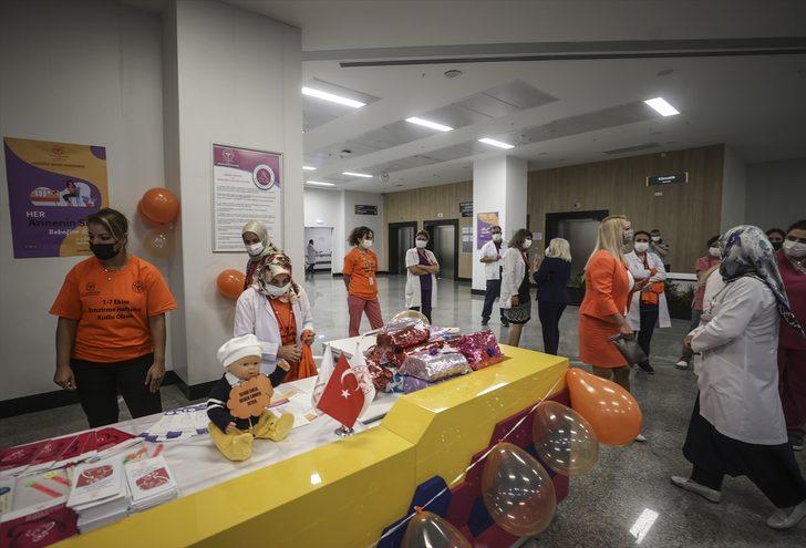 Emzirme döneminde Kovid-19'a karşı aşılanma anneyi ve bebeği koruyor G3