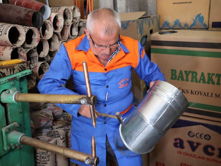 Siirtli dördüncü kuşak teneke ustası 50 yıldır saca şekil veriyor G1
